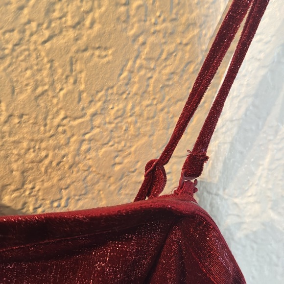 Burgundy, color, shimmering, sweetheart neckline velvet party dress - Picture 4 of 6